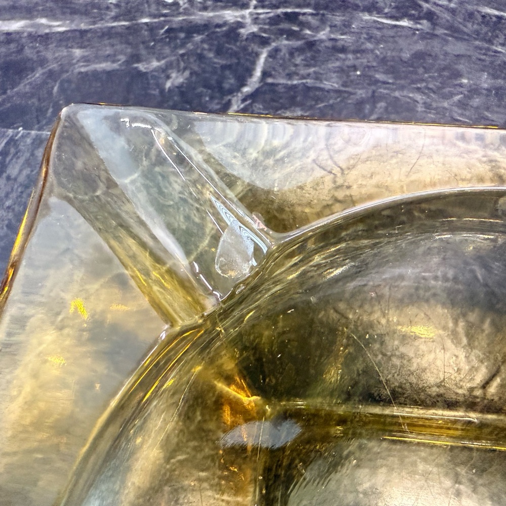 Vintage Ashtray - Picture 13 of 15
